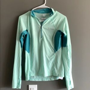 Columbia light long sleeve -3/4 zip up
